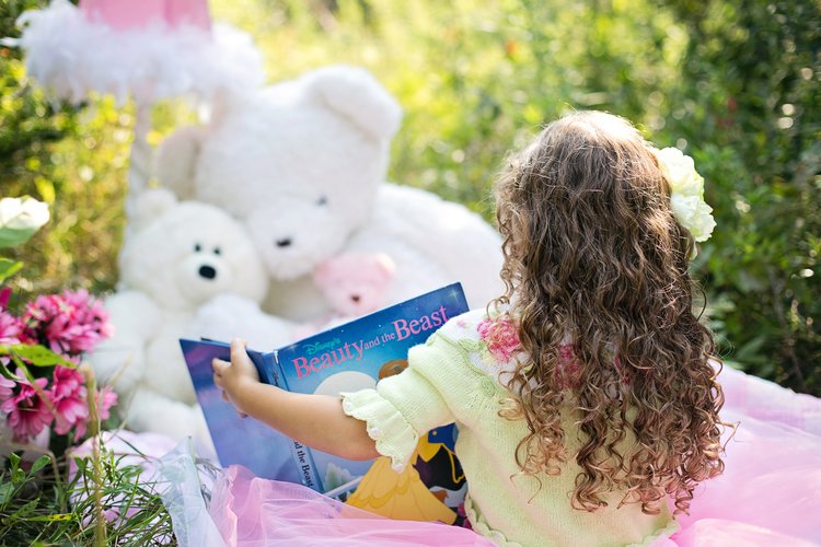 Tips To Make Your Child Fall In Love With Books